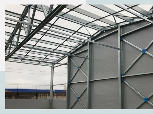 Каркасные ангары от СтальСтрой-Ркт по цене от 625 руб.